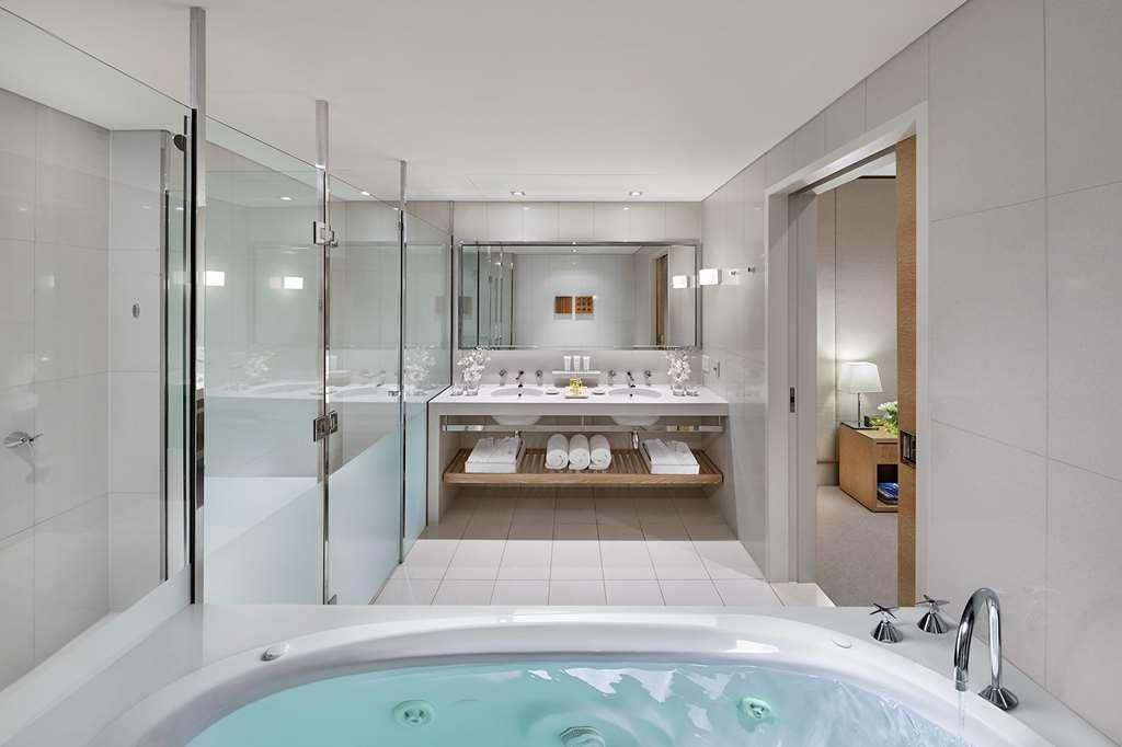 Crown Promenade Melbourne Hotel Quarto foto